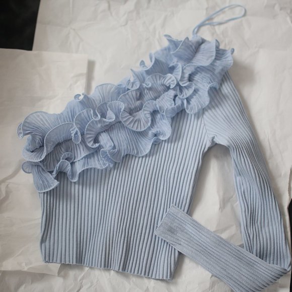 NWT One Shoulder Blue Crop Top. - Picture 5 of 13